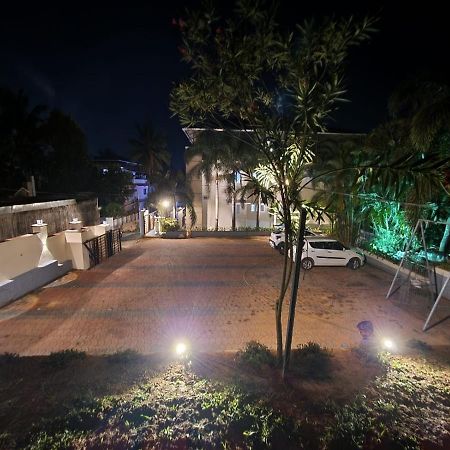Wayanad Cliff Hotel Kalpetta Exterior foto