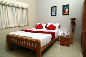 Wayanad Cliff Hotel Kalpetta Exterior foto