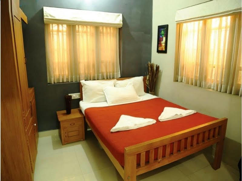 Wayanad Cliff Hotel Kalpetta Exterior foto